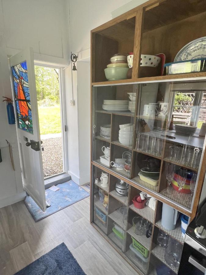 Adorable Two Bed Norfolk Broads Holiday Home - River Views With Moorings & Fishing Stalham Esterno foto